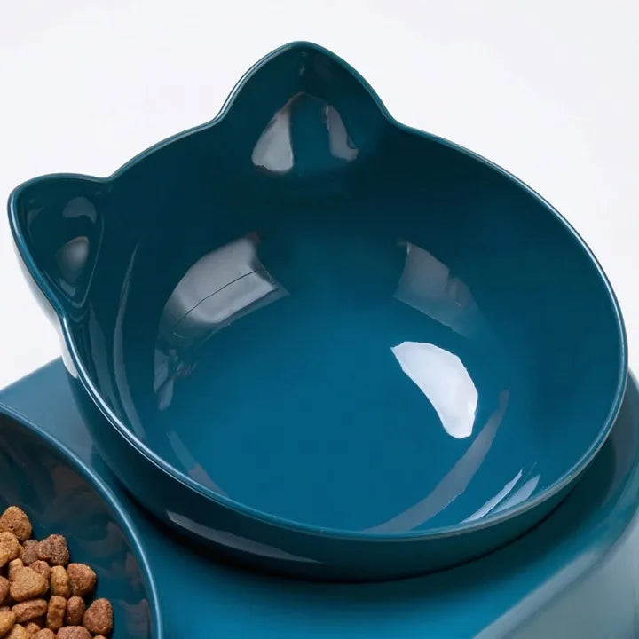 gamelle 3 en 1 bleu zoom sur une table en marbre